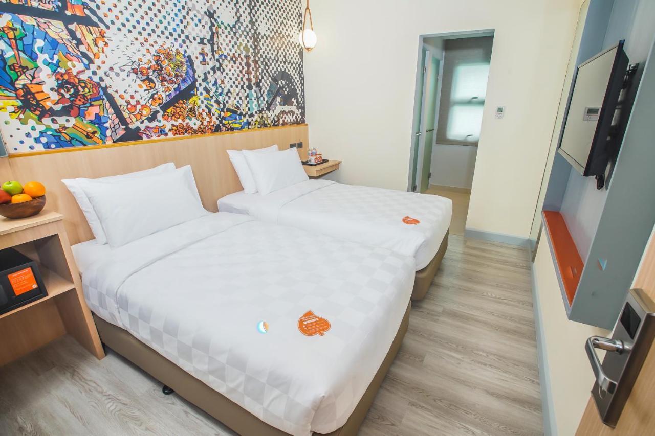 Go Hotels Plus Naga Exterior foto