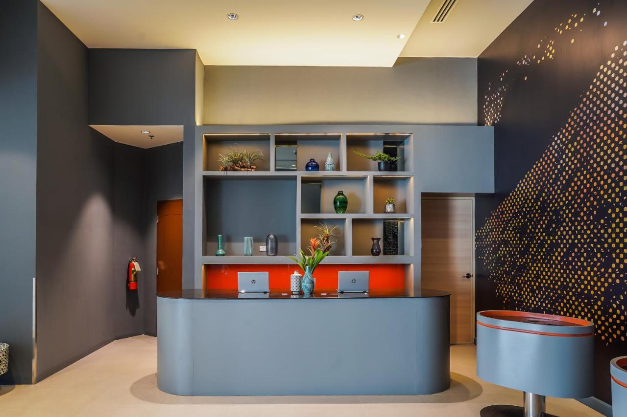 Go Hotels Plus Naga Exterior foto